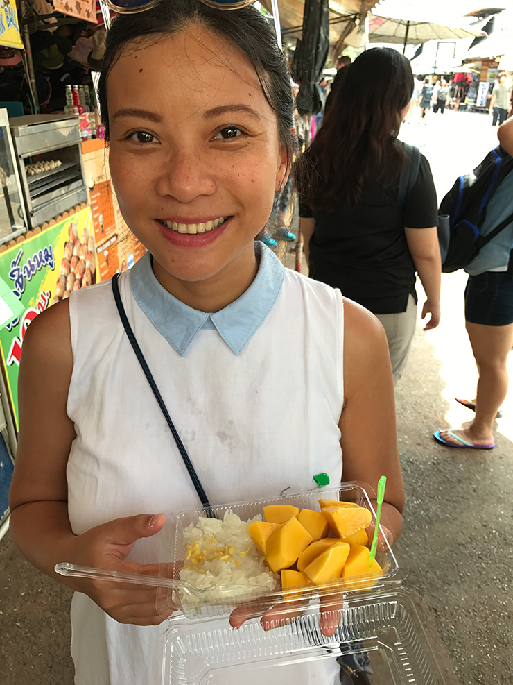 Chatuchak Weekend Market Mango Stickyrice