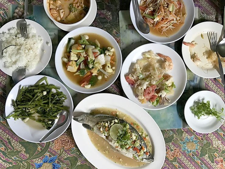 Ton Ma Yom Thai Food